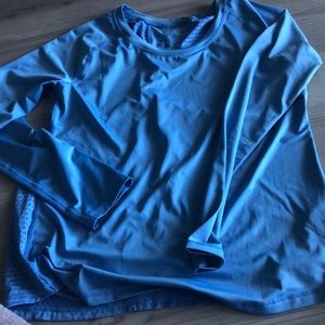 Pretty blue zella yoga top